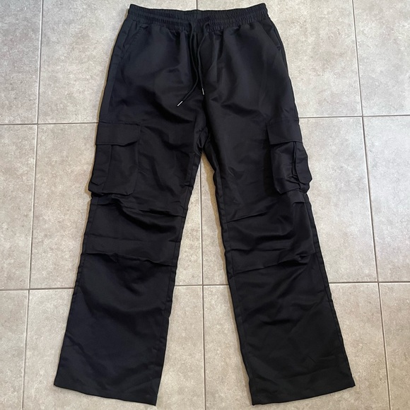 Manfinity Large Black Drawstring Cargo Pants Utility Pockets NWOT - Picture 1 of 5